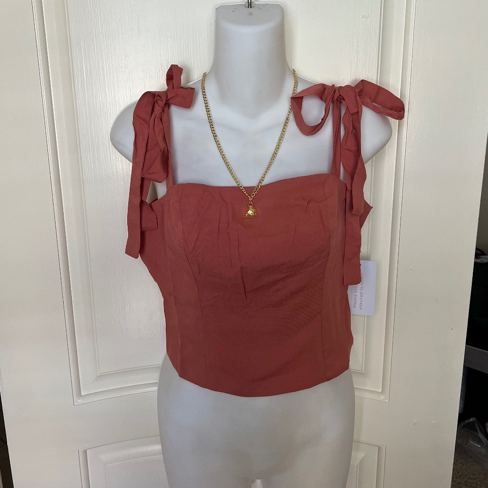 Backyard Roses Smocked Joanna Top